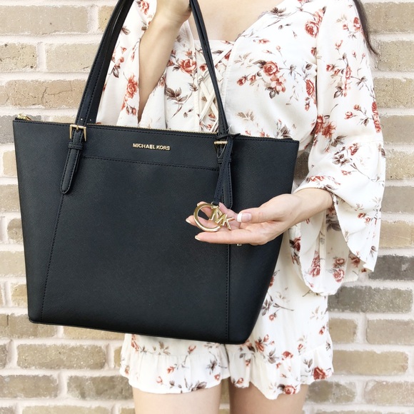 ‼️SALE‼️👜💕-NWT Michael Kors Large Top Zip Tote - Picture 4 of 8